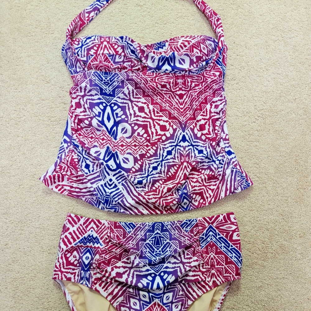 Shore Club Plus Size Twist Front Bandeau/Halter Tankini, Size 16
